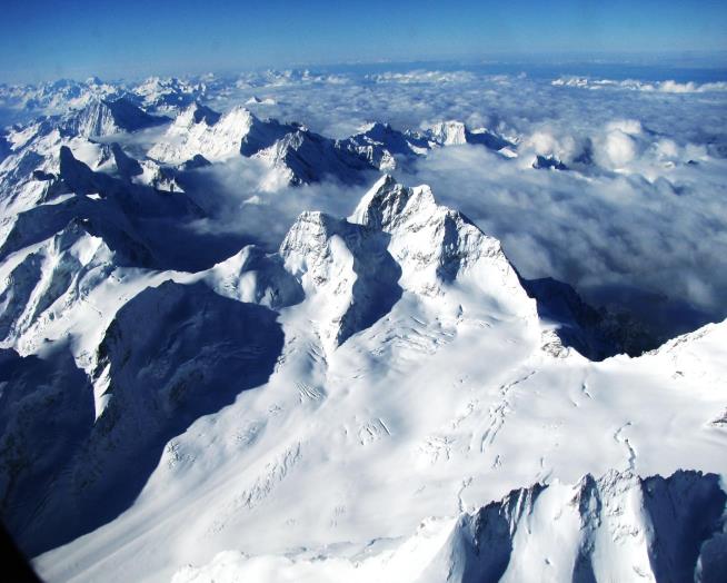 Swiss Fear Vast Glacier Chunk Might Fall