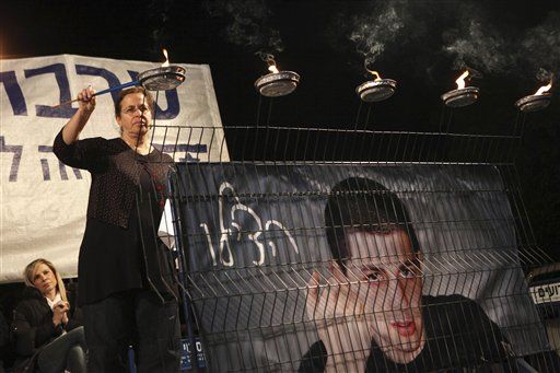 Israel, Hamas Near Deal to Free Gilad Shalit