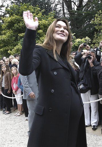 It's a Girl for Carla Bruni