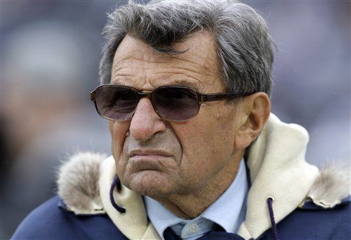 Two Senators Yank Their Presidential Medal of Freedom Request for Joe Paterno
