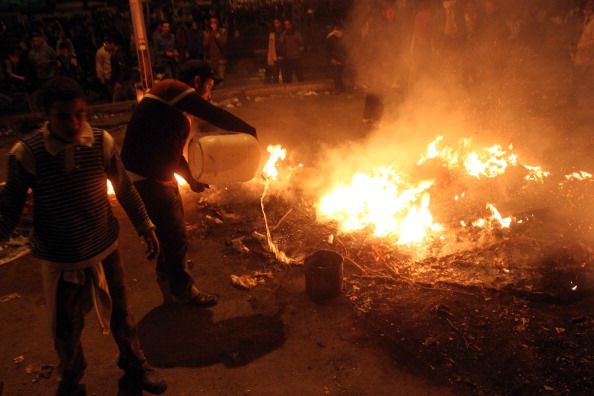 Egyptian Militia Kills Protesters, Burns Tents in Cairo Clash