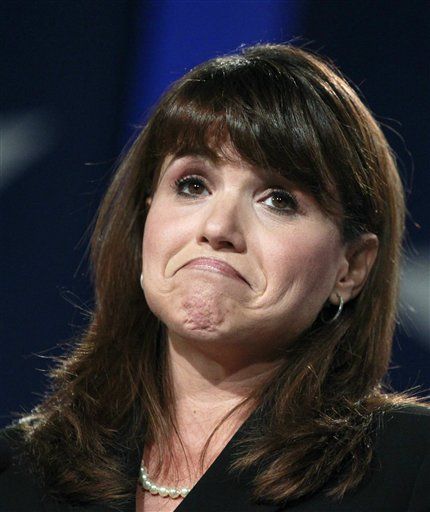 Christine O'Donnell Endorses Mitt Romney