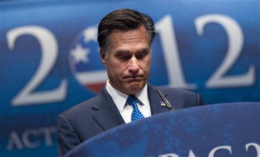 Santorum, Romney Woo Conservatives