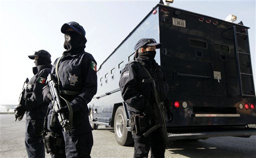 12 Cops Probing 10 Beheadings Killed in Mexico