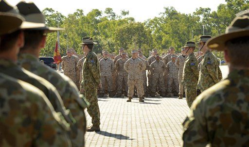 First Wave of US Marines Arrives in Australia