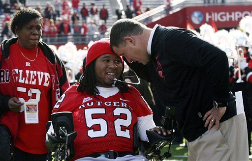 NFL's Buccaneers Sign Paralyzed College Player