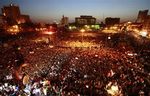 Thousands Protest Mubarak Trial Ruling