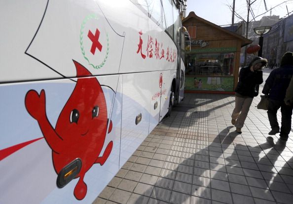 China Lets Lesbians Donate Blood Again