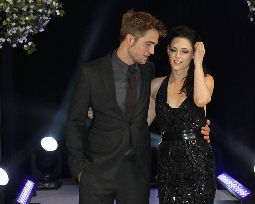 Pattinson Planned to Propose
