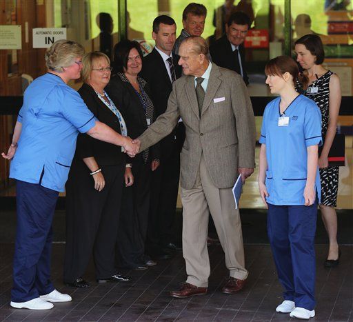 Prince Philip Leaves Hospital After Treatment