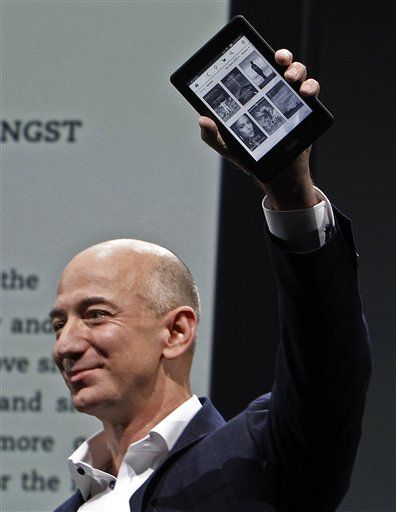 Amazon Unveils New E-Reader, Updates 'Fire'