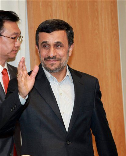 Ahmadinejad Plans Meeting With Occupy