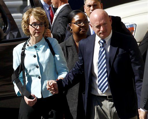 Gabby Giffords Doesn't Speak at Loughner Sentencing