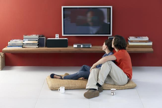 For Healthier Teens, Keep the TV in the Den