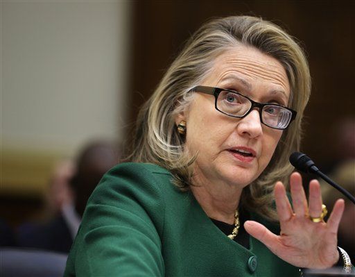 Senator: Clinton Used 'Theatrics' to Dodge Question