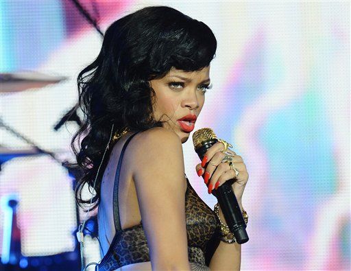 Rihanna Bloodied in Bottle Attack