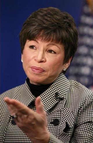 was valerie jarrett reading a prompter