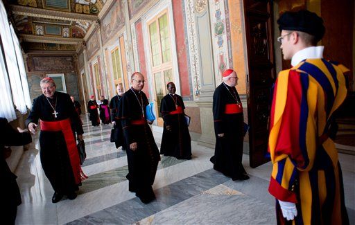 Francis Kicks Off Vatican Reform, Disses 'Narcissists'