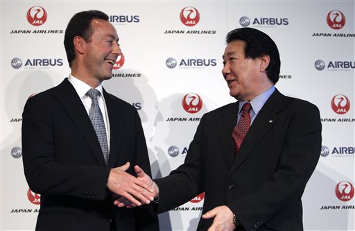JAL Stiffs Boeing With $9.5B Airbus Buy