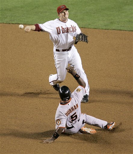 Owings Moves to 4-0 as D'backs Edge Giants 4-2