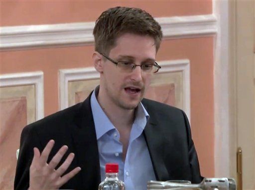 Snowden Tricked NSA Co-Worker for Access