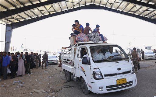 500K Flee as Iraq Loses City; Islamists Eye Baghdad