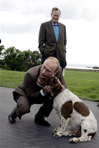 Bush, Putin Get Off to Chummy Start