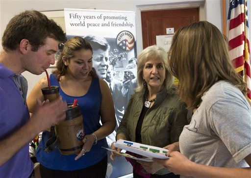 Short on Volunteers, Peace Corps to Change