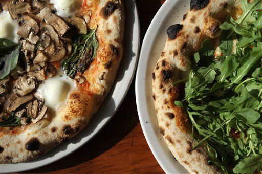 Science Explains Why Mozzarella Is Best Cheese for Pizza