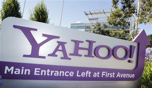 US to Yahoo: Hand Over Data or Pay $250K a Day