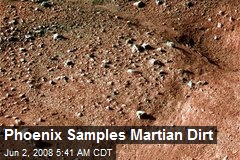 Phoenix Samples Martian Dirt