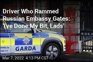 Truck Slams Into Gates of Dublin&#39;s Russian Embassy