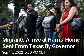 Migrants Arrive at Harris&#39; Home, Sent From Texas By Governor