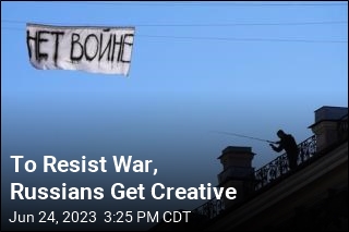 To Resist War, Russians Get Creative