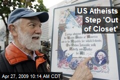 US Atheists Step 'Out of Closet'