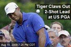 Tiger Claws Out 2-Shot Lead at US PGA