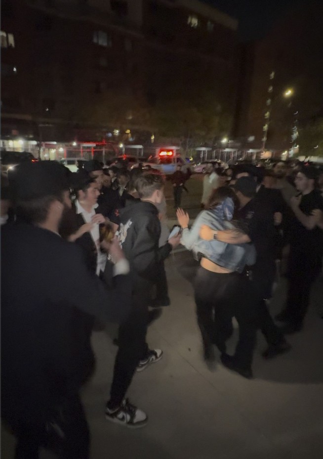 Mob chased Brooklyn woman after mistaking her for protester at speech by Israeli security minister