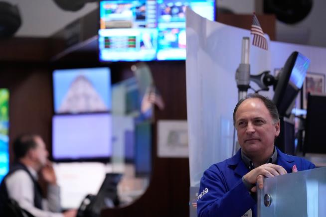 Stocks rally worldwide as oil prices ease on hopes for a possible end to the Iran war