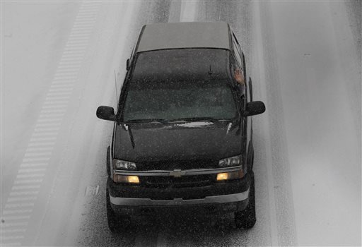 Southern-style snowstorm: Gridlock, kind neighbors