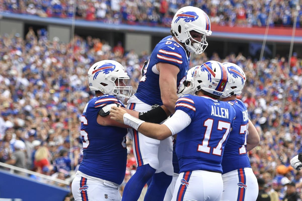 Allen and the Bills bounce back from a season-opening dud with 38-10 rout  of the Las Vegas Raiders