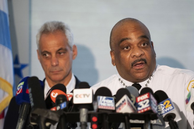 Police: Homicides in Chicago down by nearly 100 in 2018