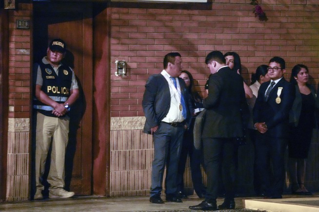 Government agents raid Peruvian President Boluarte's residence in luxury watch investigation