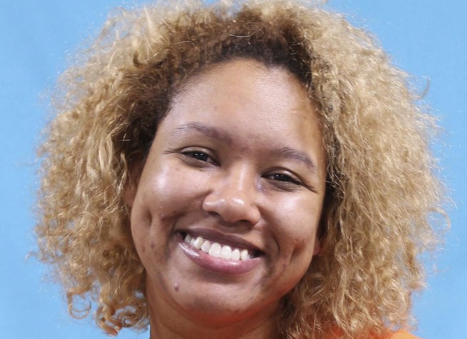 Missouri woman charged with killing boyfriend with a sword