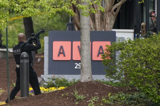 Suspect found dead after shooting 4, causing panic in DC