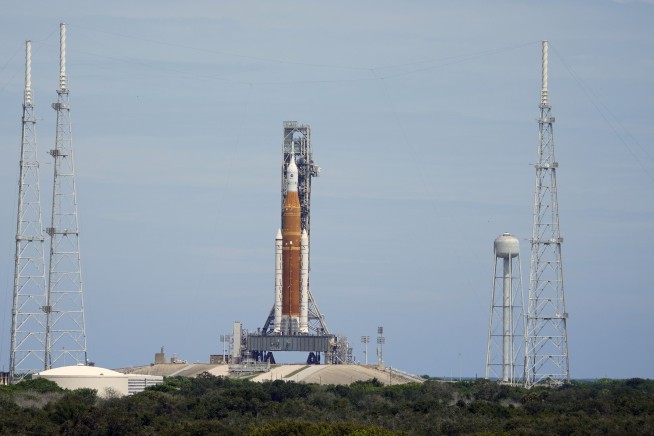 Take 2: NASA aims for Saturday launch of new moon rocket