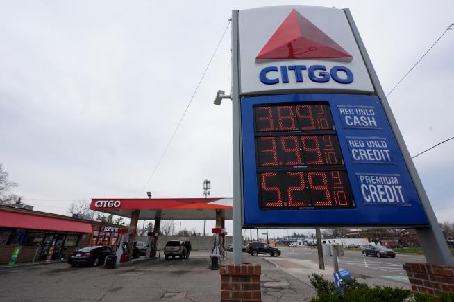 Gas prices eclipse $4 a gallon in the US, the highest since 2022