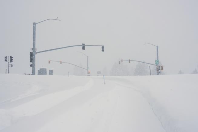 Rescuers race to save 6 skiers trapped in California avalanche that's left 10 more missing