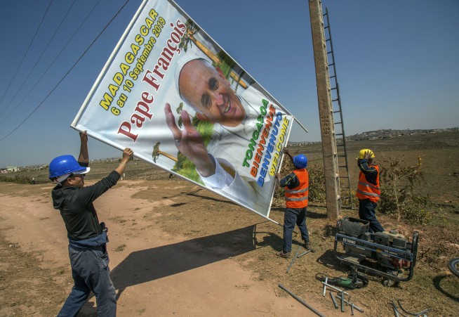 Pope on critics: It's 'an honor if the Americans attack me'