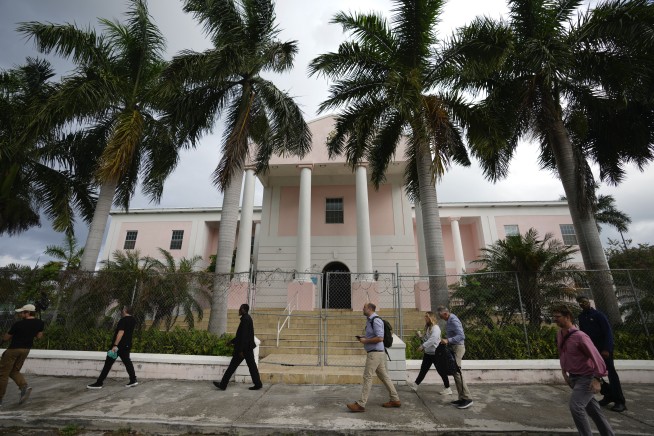 FTX founder agrees to extradition to US, attorney says