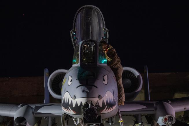 US launches new retaliatory strikes against IS in Syria after deadly ambush